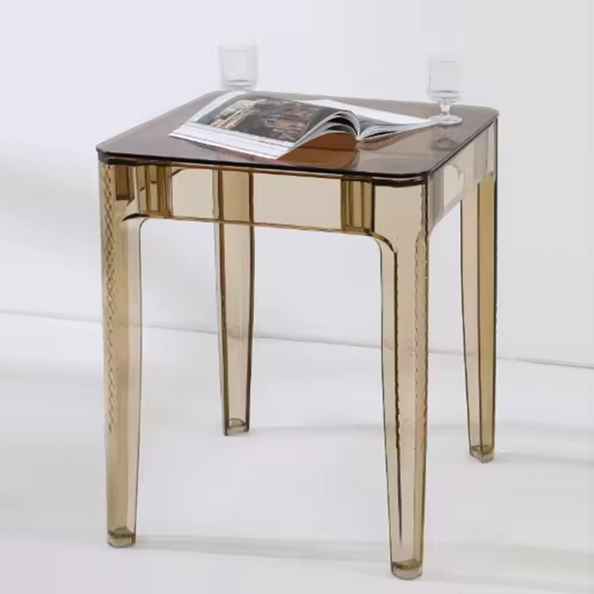 Wholesale Factory Price Modern Simple Design Tempered Glass Top Transparent Restaurant Small Dining Table Set 2 Chairs