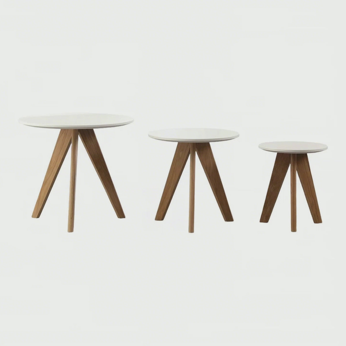 Wholesale Bazhou Factory Furniture Modern Three Legs MDF Top Living Room Small Wood Round Side Coffee Table
